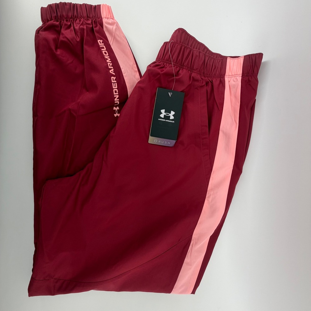 Under Armour UA Rush Woven Pants Women Medium Red Pink Loose Joggers 1369846 NWT